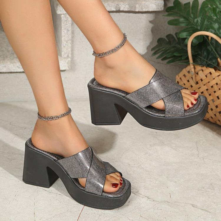 Damen Plateau-Sandalen mit glänzenden Riemen und blockartigem Absatz EB