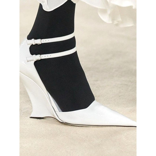 Damen Wedge-Pumps mit dekorativem Riemendesign EB