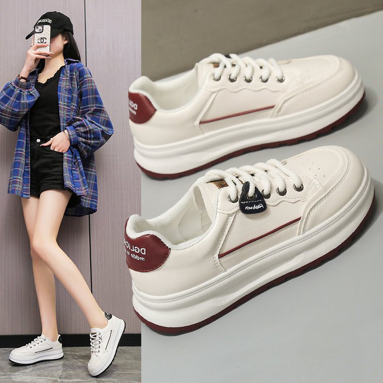 Damen Sneaker mit dämpfender Sohle und weichem Obermaterial EB