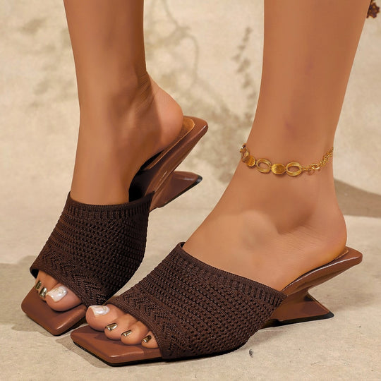 Damen Slipper mit einzigartigem geflochtenem Design und bequemer Sohle EB
