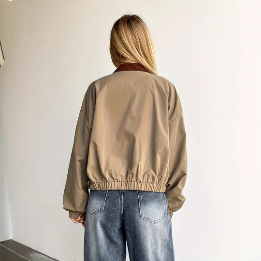 Damen Lässige Cropjacke mit weit geschnittenen Ärmeln und kontrastierendem Kragen EB