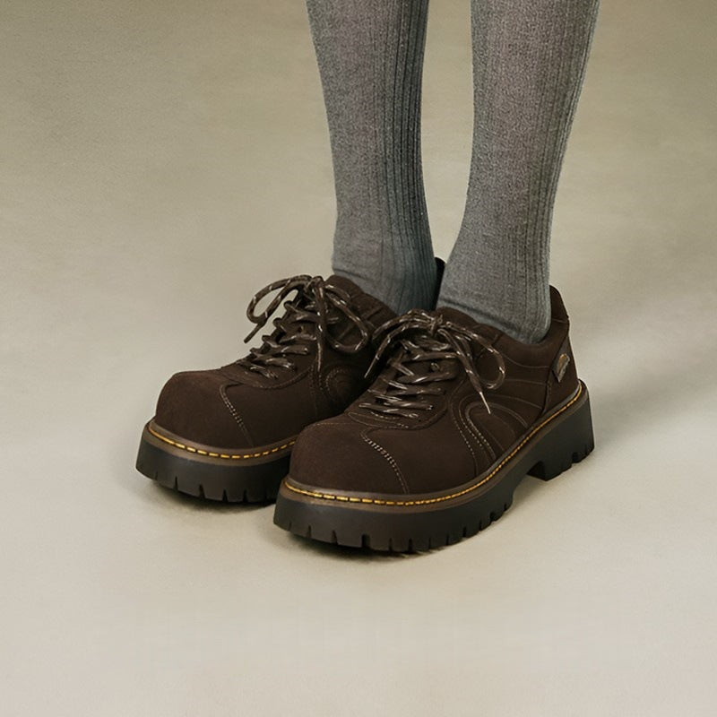 Damen Sportliche Sneaker mit dämpfender Laufsohle und hochwertigem Wildlederoberteil Heidi Mode