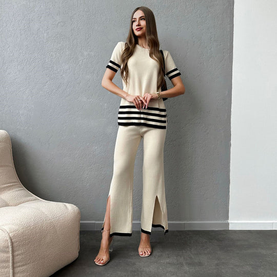 Damen stylisches Strick-Loungewear-Set mit breiten Streifen und seitlichen Schlitzen EB