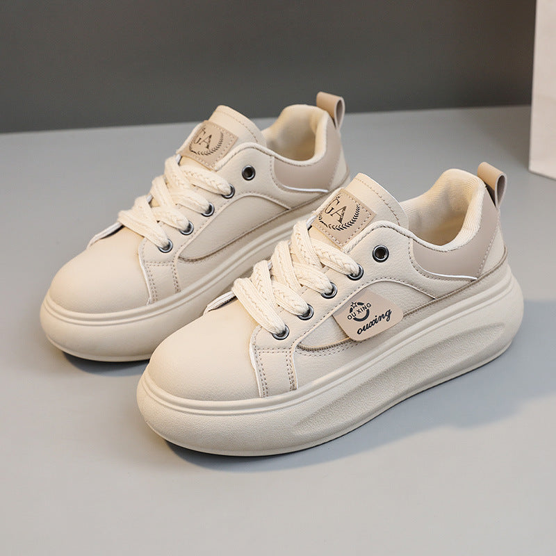 Damen Sneakers im klassischen Stil mit dämpfendem Sohlenprofil EB