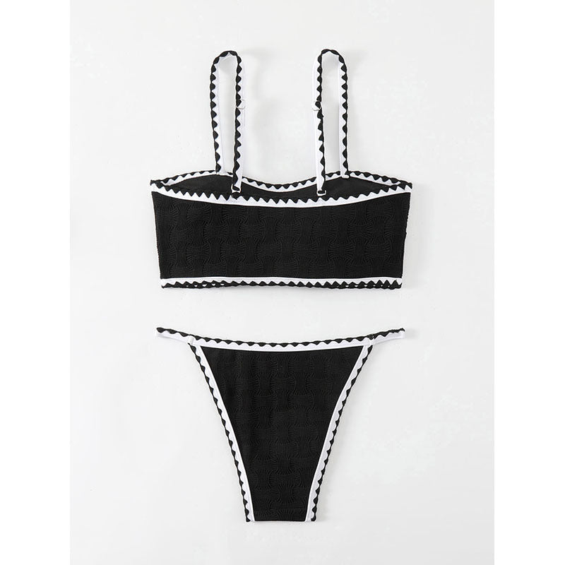 Damen-Bikini mit strukturiertem Oberteil und trendigen Kontrastdetails EB