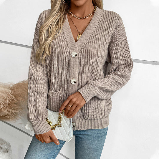Damen Strickjacke mit tiefem V-Ausschnitt und praktischen Taschen EB