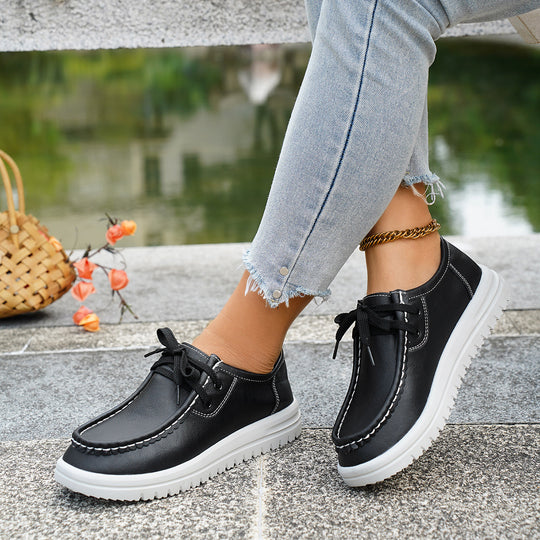 Damen Freizeit-Sneaker mit kunstlederner Optik und rutschfester Sohle EB
