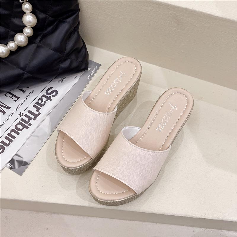 Damen Bequeme und stilvolle Plateausandalen EB
