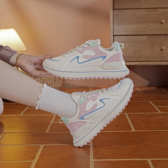 Damen sportliche und bequeme Sneakers mit innovativer Dämpfung EB