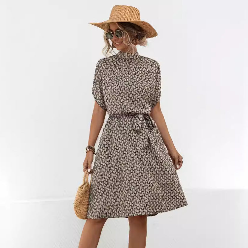 Damen Bogenmuster Kleid mit hohem Kragen und Bindegürtel EB