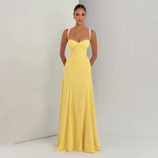 Damen Elegantes und figurbetontes Abendkleid mit drapierten Cups EB