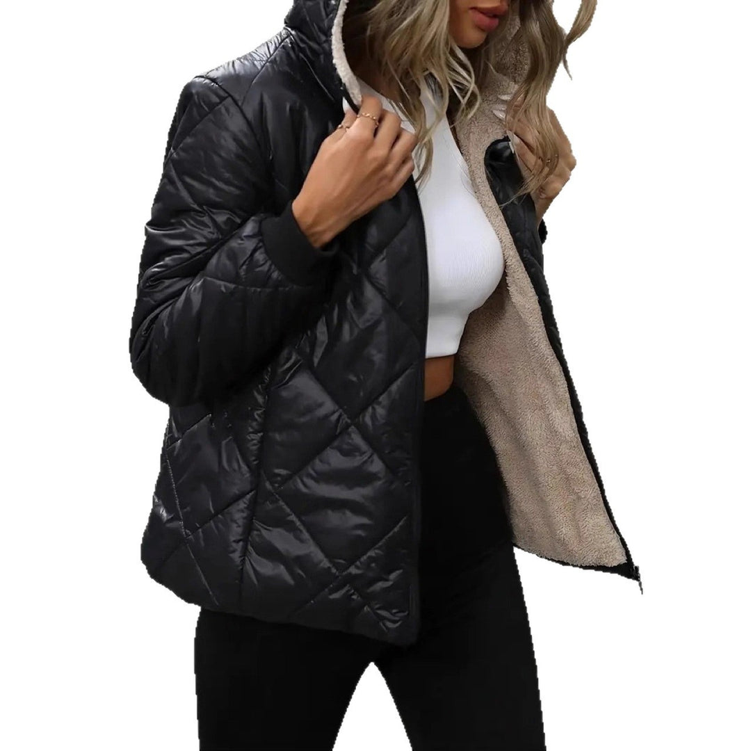 Damen Steppjacke mit Teddyfell-Innenfutter und Kapuze EB