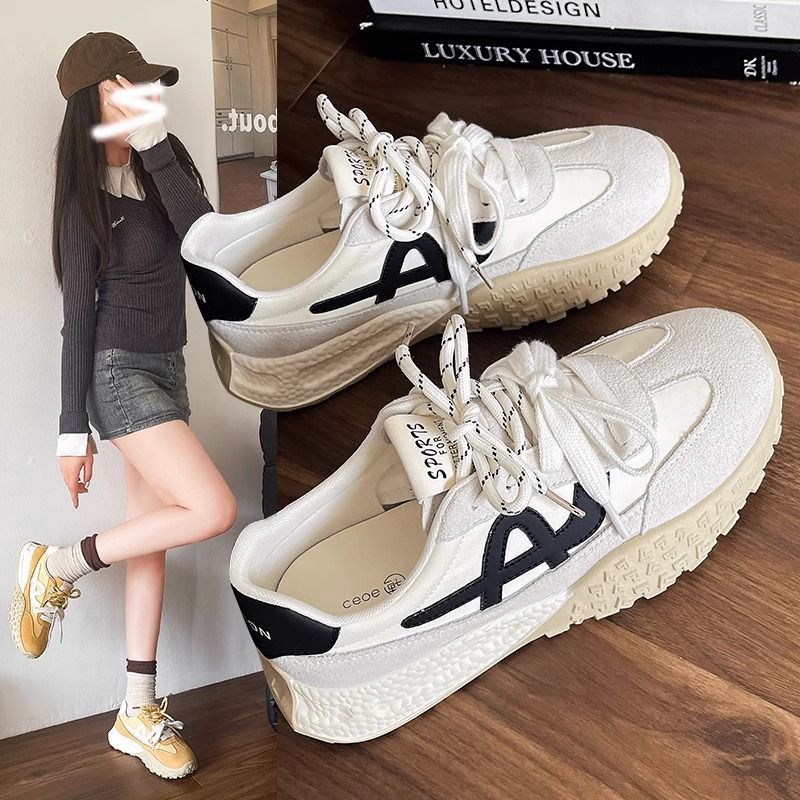 Damen Sportliche Sneakers mit dicker Profilsohle und atmungsaktivem Obermaterial EB