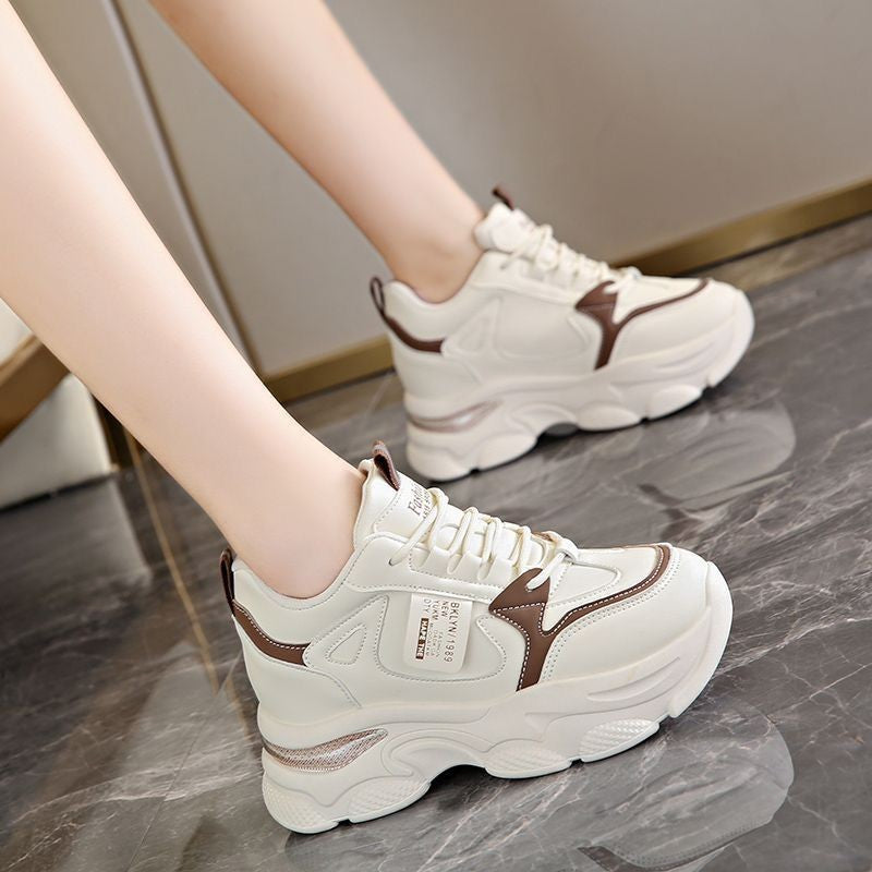 Damen Sportliche Chunky Sneakers mit weicher Dämpfung EB