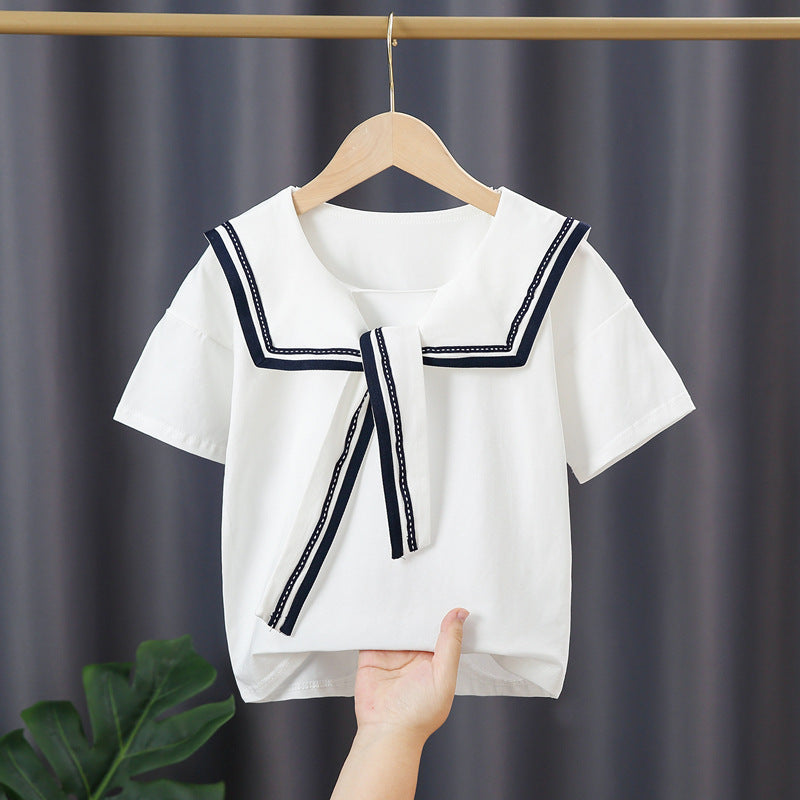Mädchen Matrosenbluse mit modernem Kragen und Rüschendetails EB