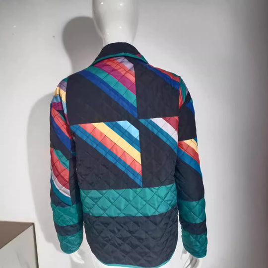 Damen Steppjacke mit buntem geometrischen Muster EB