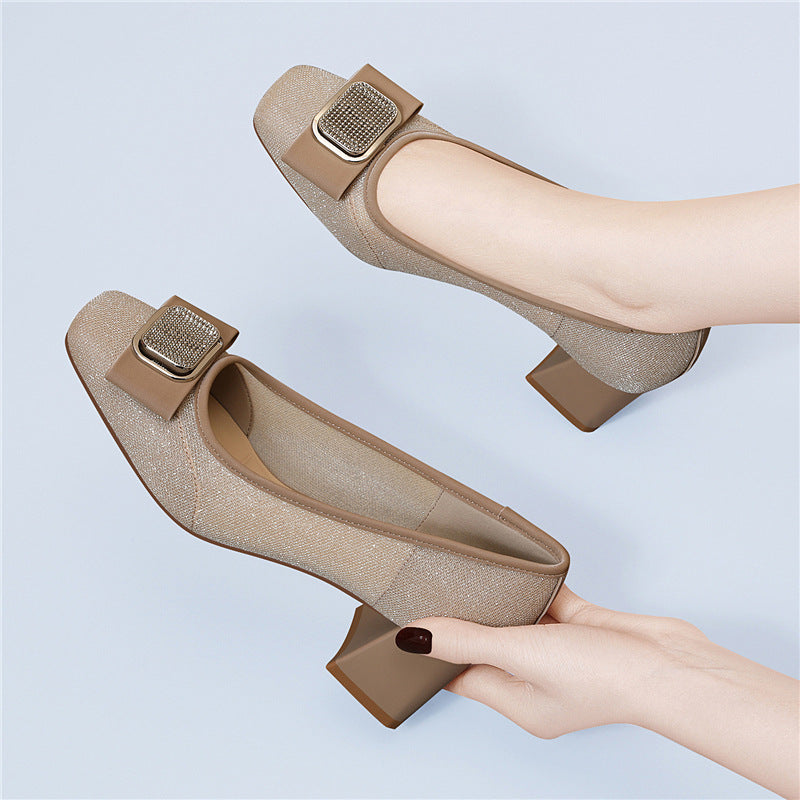 Damen elegante Ballerinas mit modischem Schmuckdetail EB