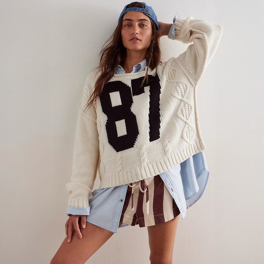Damen Oversize Grobstrick-Pullover mit sportivem Zahlendekor & Zopfstrickdetail EB