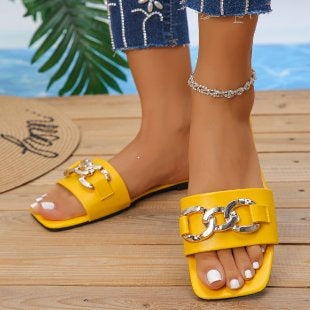 Damen Modische Riemenslipper mit dekorativem Ketten-Detail EB