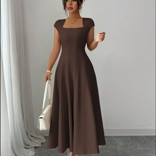 Damen Elegantes Maxikleid mit rechteckigem Ausschnitt und fließendem Rock EB