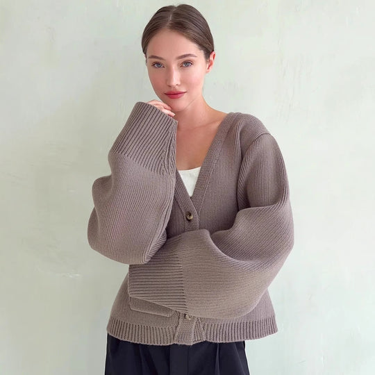 Damen Strickjacke mit weiten Ärmeln und praktischen Taschen EB