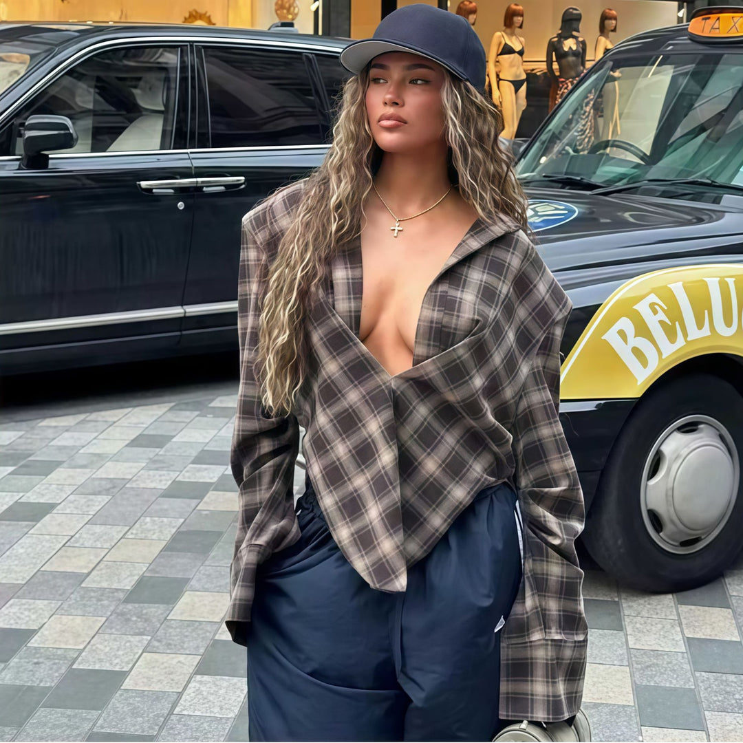 Damen Oversized Karo-Hemdbluse mit tiefem V-Ausschnitt und lässigem Schnitt EB