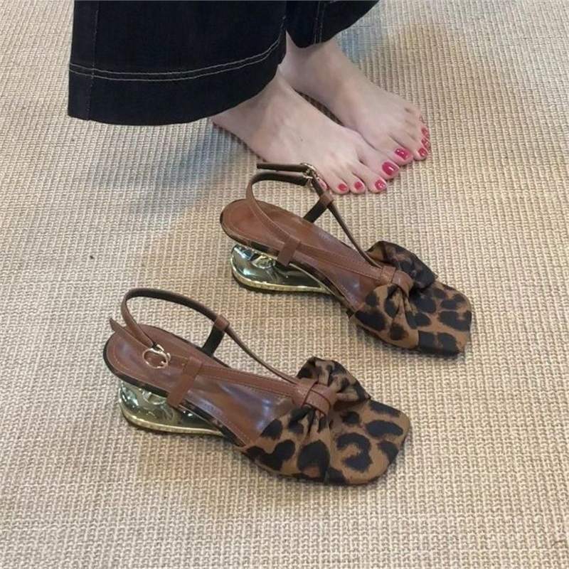 Damen elegante Bogen-Sandalen mit Riemchen EB