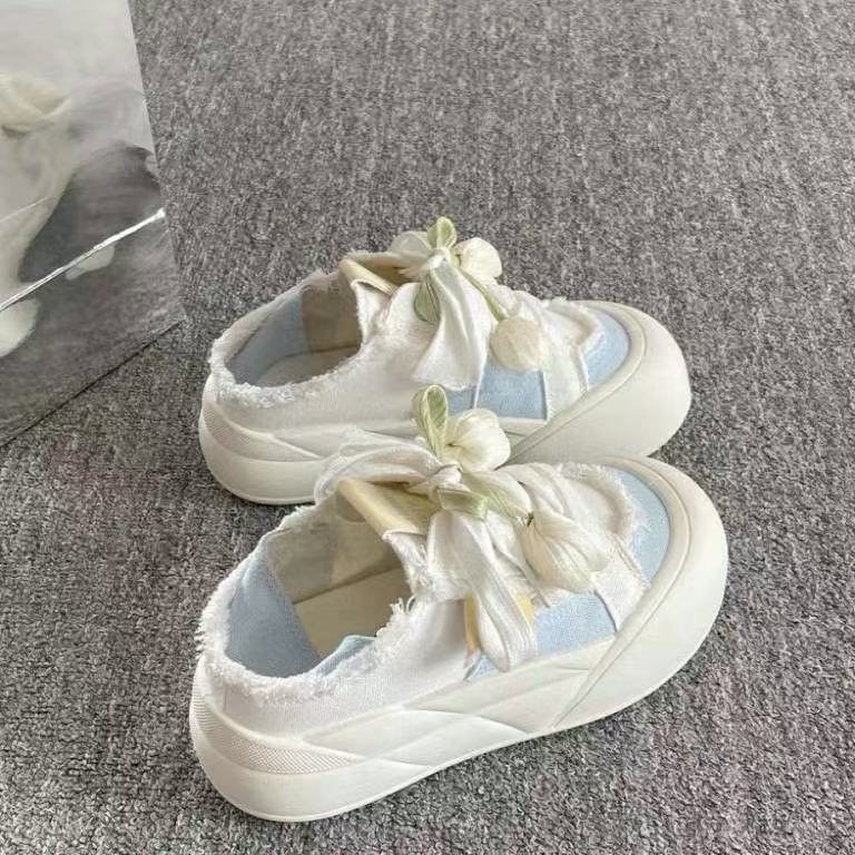 Damen Sneakers mit floralem Dekor und einzigartigem Schnürsystem EB