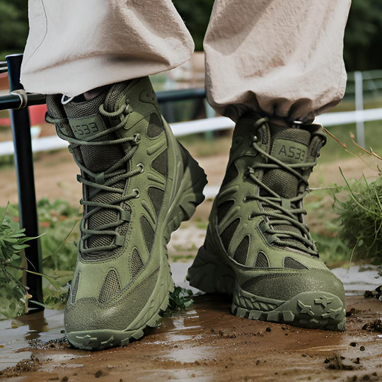 Herren Outdoor-Stiefel mit robustem wasserdichtem Obermaterial und rutschfester Sohle EB