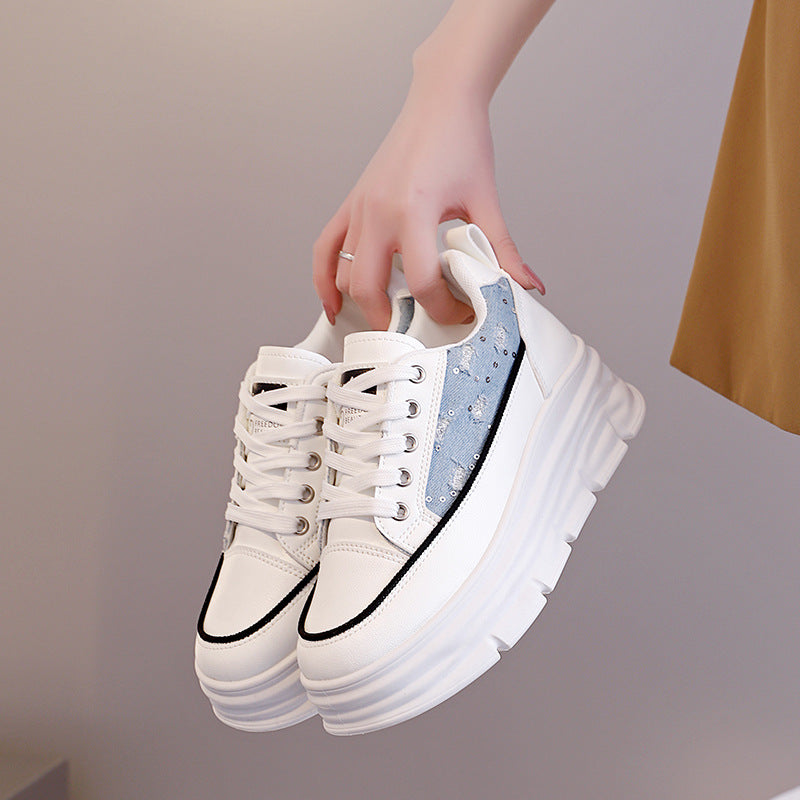 Damen Plattform Sneaker mit modischem Denim-Akzent und rutschfester Sohle EB
