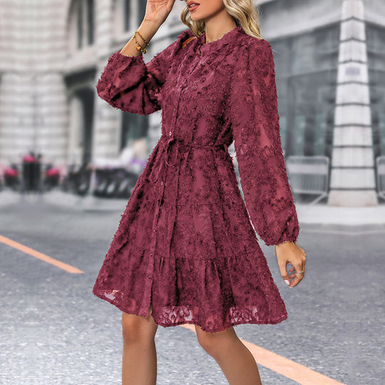 Damen elegantes Minikleid mit floraler Spitzenstruktur und Bindegürtel EB
