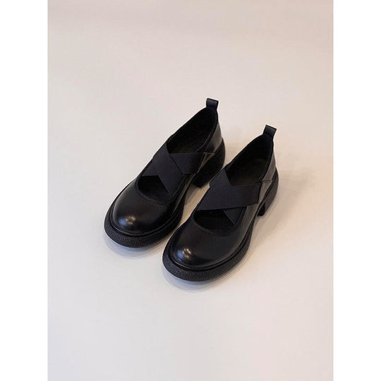 Damen Komfortable Ballerinas mit elastischem Kreuzriemen und glänzender Oberflächenstruktur EB