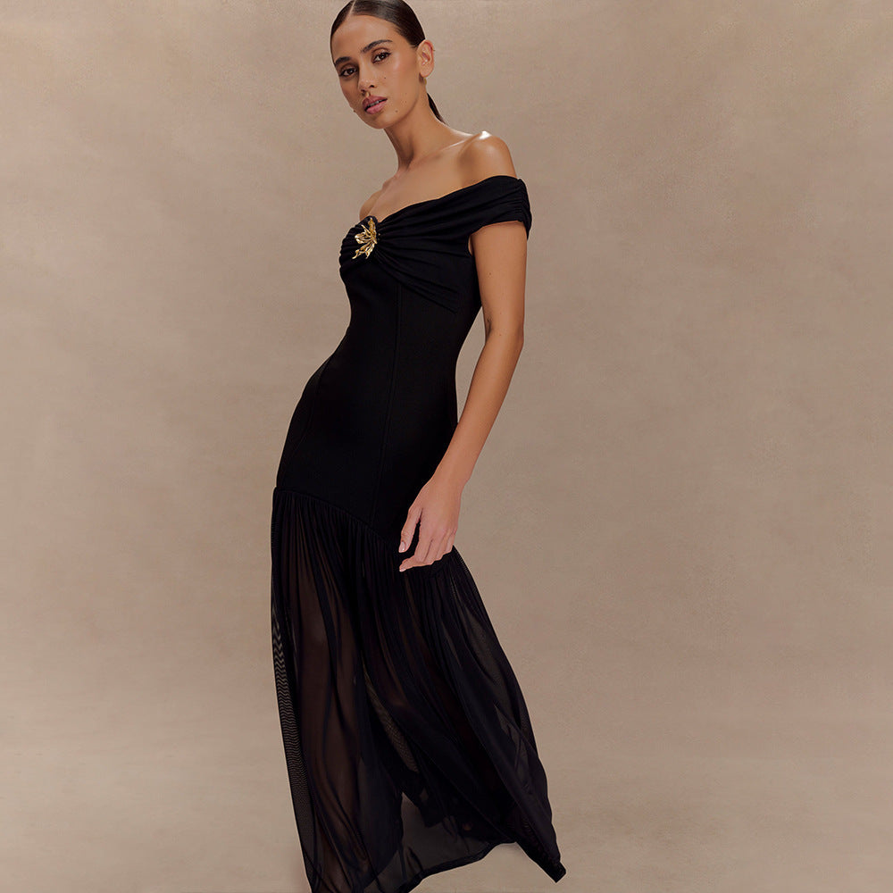 Damen Elegantes Maxikleid mit schulterfreiem Design und verführerischem Drapierungselement EB