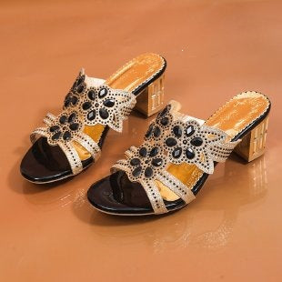 Damen elegante Sandaletten mit dekorativen Blütenapplikationen EB