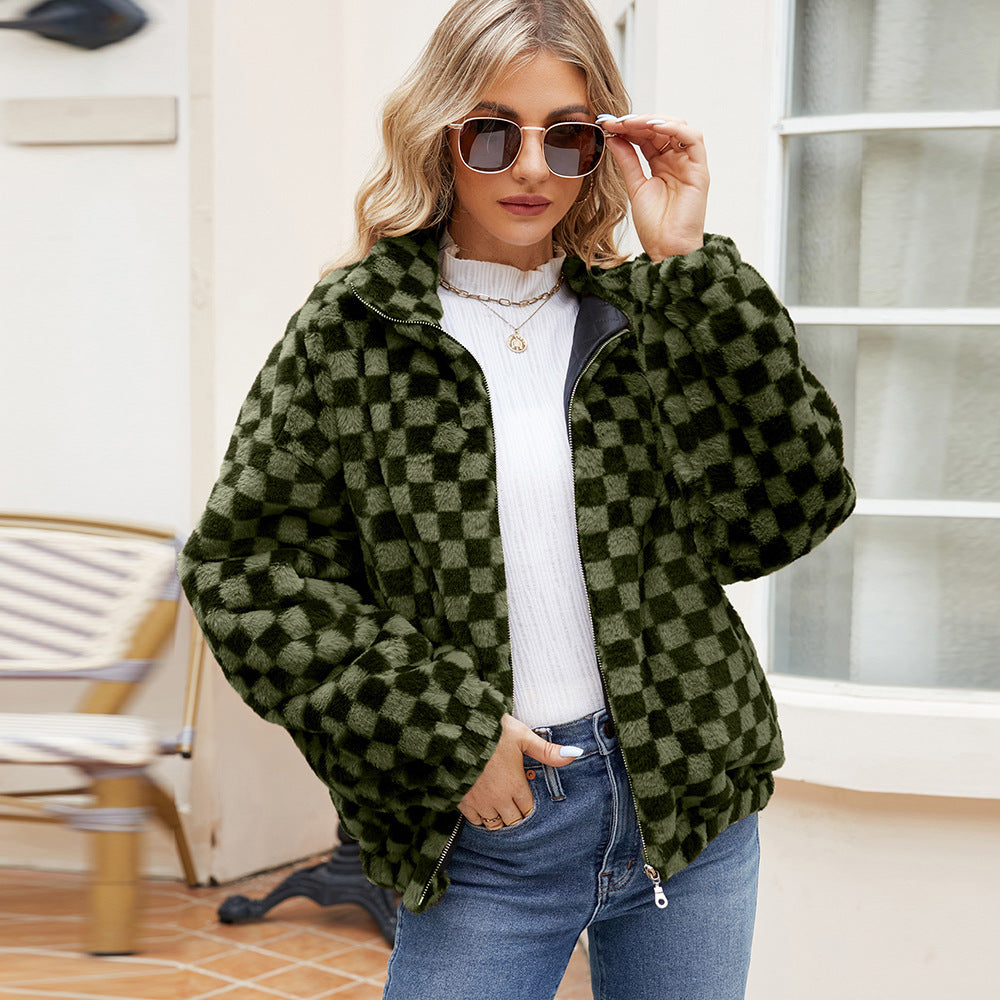 Damen Fleecejacke mit modernem Karomuster und hohem Kragen EB