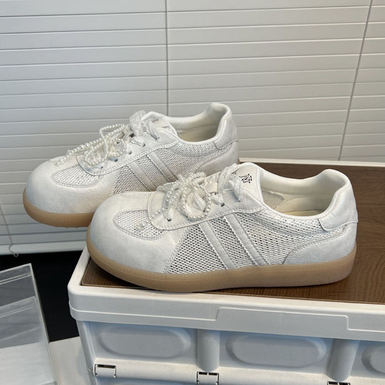 Damen Atmungsaktive Sneakers mit eleganten Details EB