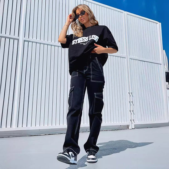 Damen Cargo-Jeans im modernen Schnitt mit praktischen Taschen und stilvollen Kontrastnähten EB