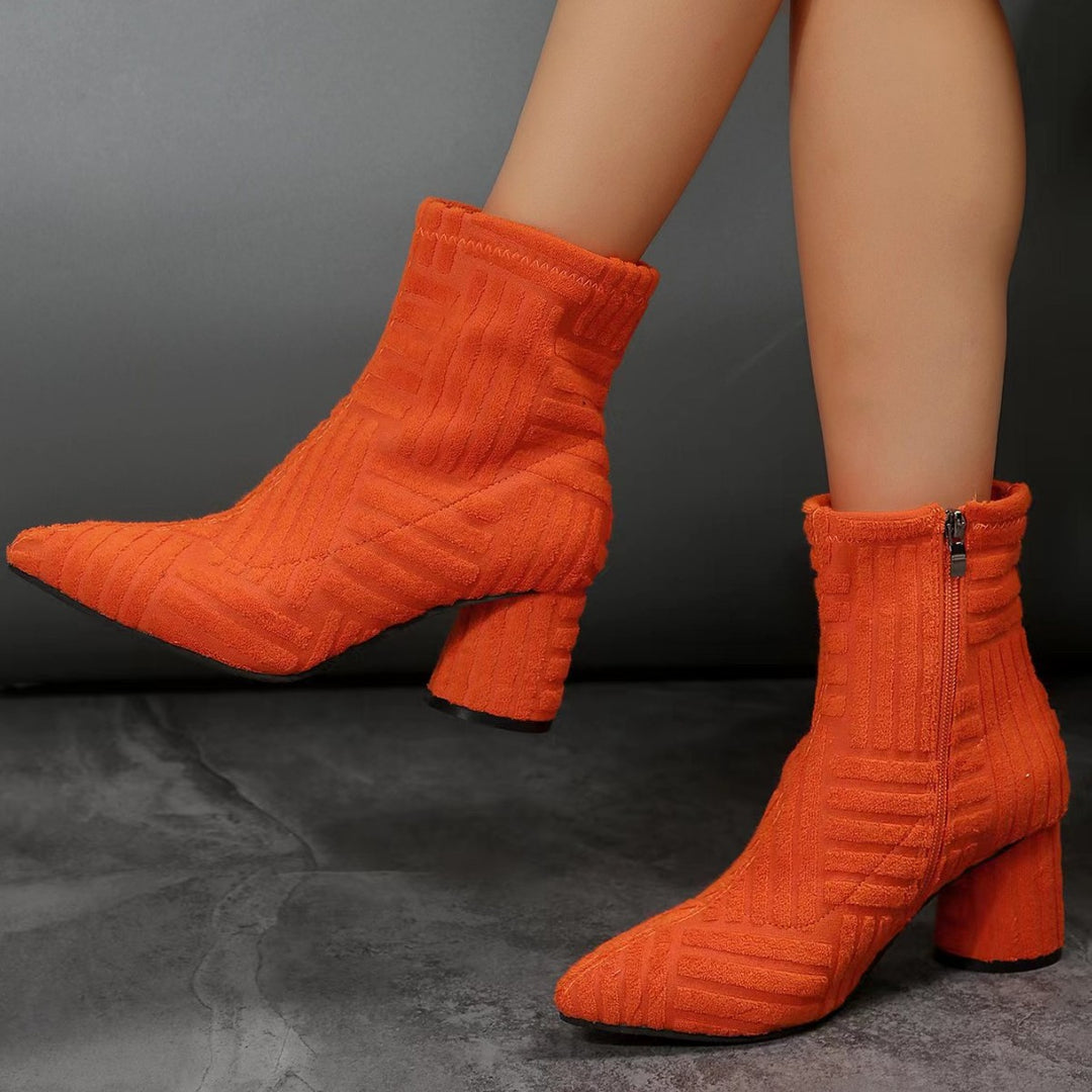 Damen Stiefeletten mit zeitgemäßem Strickdesign und komfortablem Blockabsatz EB