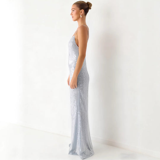 Damen Glamouröses Pailletten-Maxikleid mit schmalem Schnitt und feinen Spaghettiträgern EB