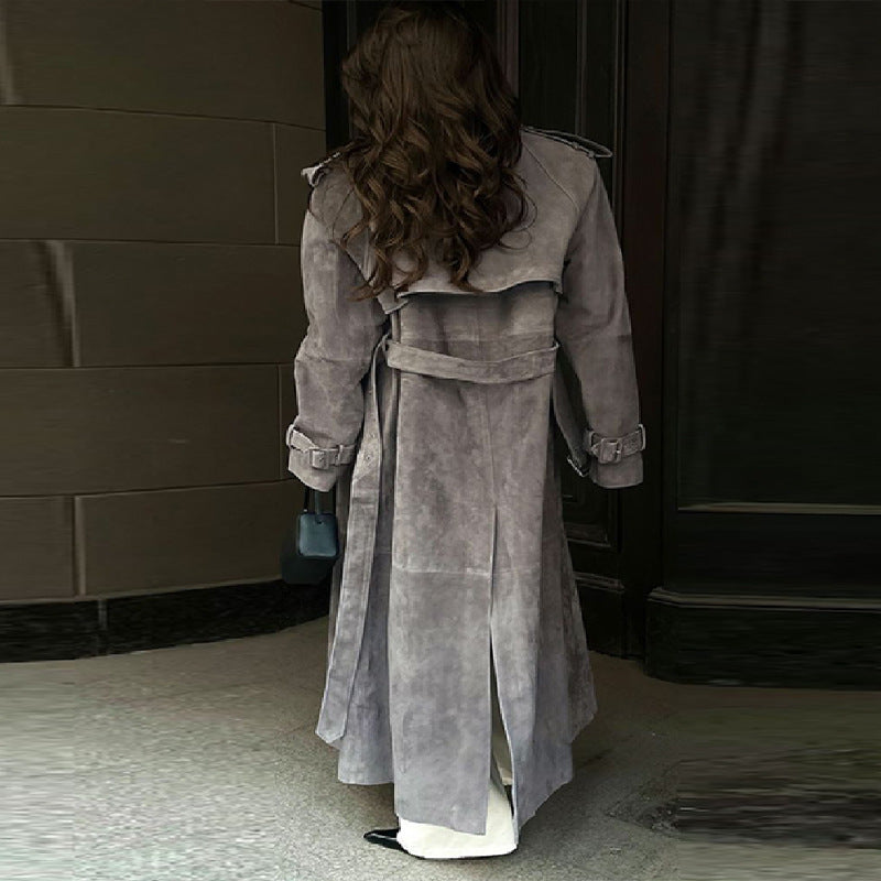 Damen Edler Suede-Trenchcoat mit breitem Kragen und praktischen Taschen EB