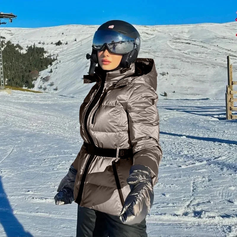 Damen warme Steppjacke mit abnehmbarer Kapuze und Taillengürtel EB