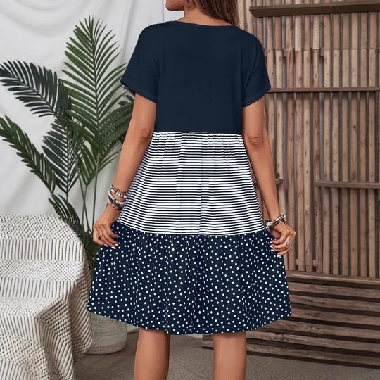 Damen Freizeitkleid mit modernem Streifen- und Punkte-Mix EB
