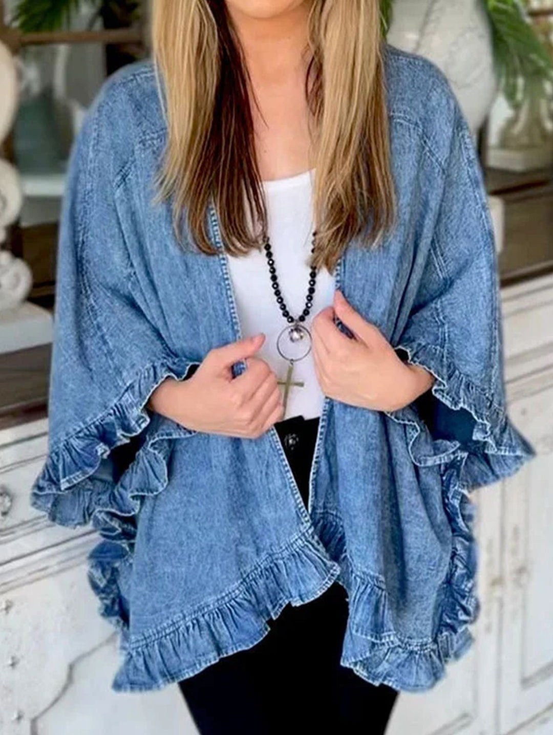 Damen lässiger Jeans-Cape mit voluminösen Rüschendetails EB