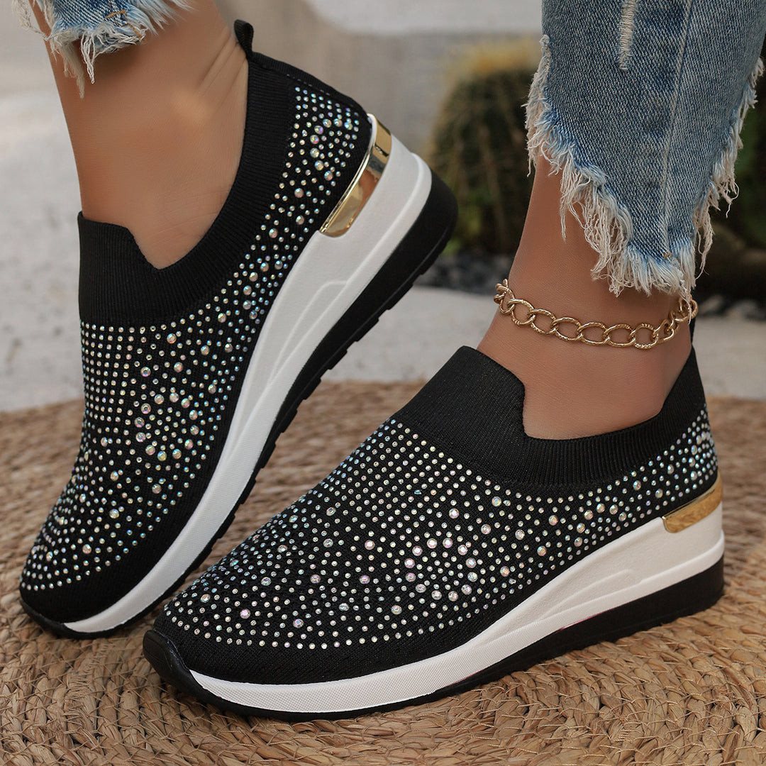 Damen  Strick Slip-On Sneaker mit funkelndem Strassbesatz, elastischem Einstieg und dämpfender Plateausohle EB