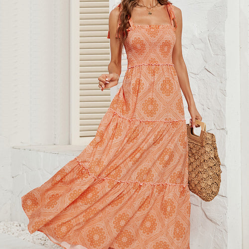 Damen Boho Maxikleid mit schulterfreien Trägern und voluminösem Rock EB