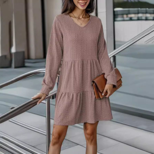 Damen Strickkleid mit V-Ausschnitt und voluminösem Rock EB
