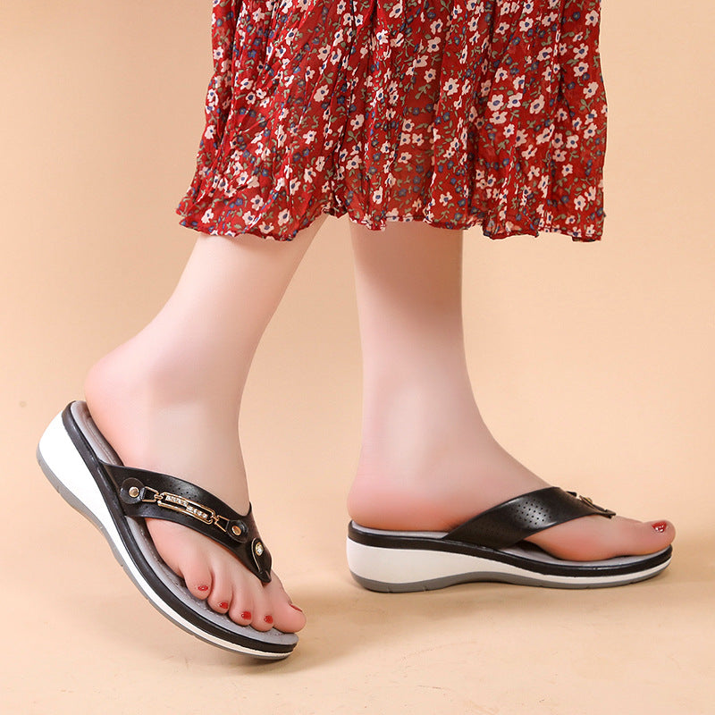 Damen Wedge-Sandaletten mit präziser Fußbetttechnologie und stilvollem Riemendesign EB