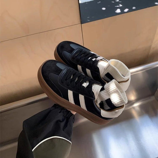Damen Plateau-Sneaker mit sportlichem Design und breiter Sohle EB
