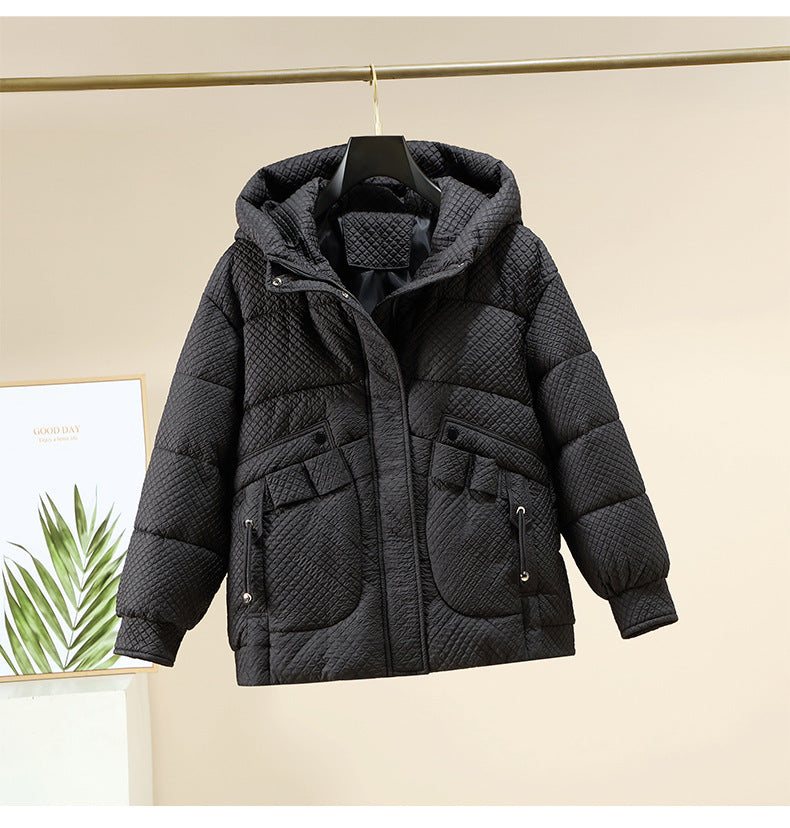 Damen Modische leichte Pufferjacke mit praktischen Taschen und Kapuze EB