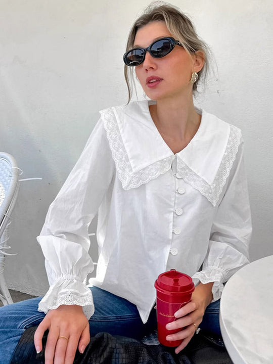 Damen Bluse mit großen Spitzeneinsätzen EB